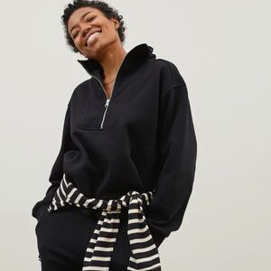 Everlane womens track half zip sweatshirt size M